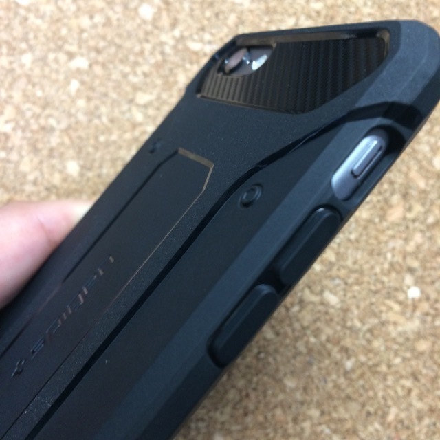 spigen - 5.jpg